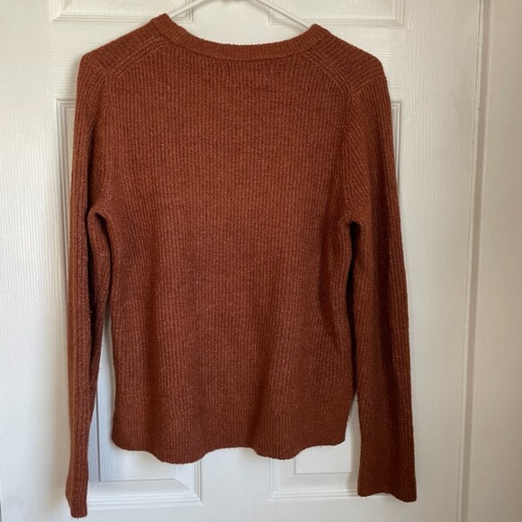 Old Navy rust orange ribbed crewneck soft sweater - Picture 4 of 6